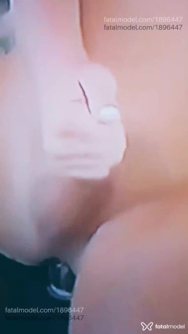 Acompanhante homem morena (o) de olhos castanhos em Vespasiano - Carlos