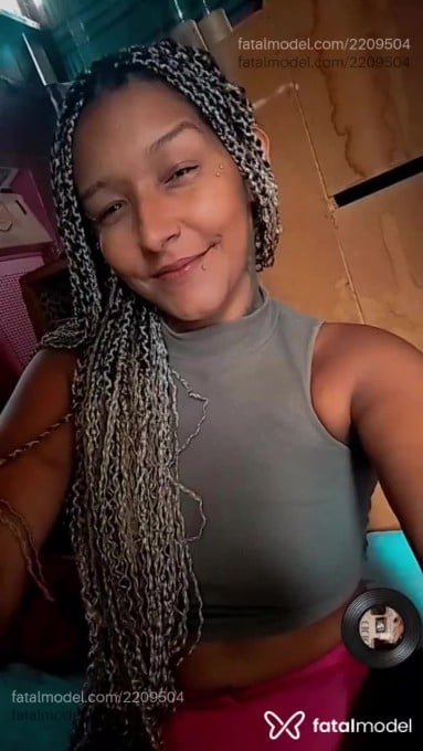 Acompanhante mulher com cabelo castanho de olhos pretos em Rio Branco - Rhayra Lamanda