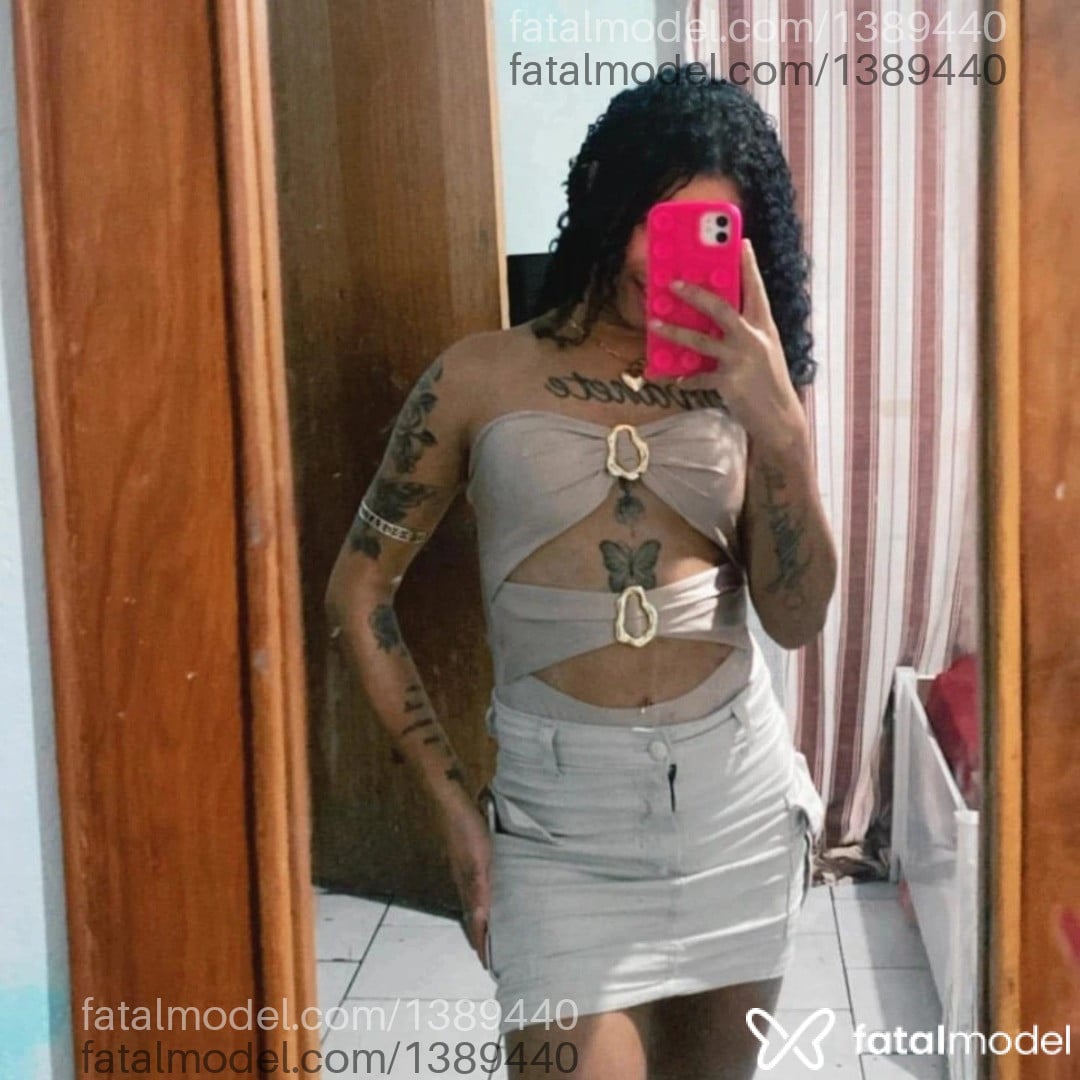 Acompanhante mulher trans morena (o) de olhos pretos em Campos dos Goytacazes Acompanhante mulher trans morena (o) de olhos pretos em Campos dos Goytacazes - MoOrenna