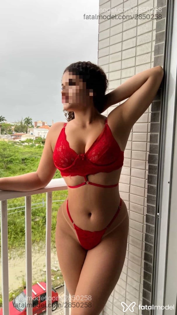Acompanhante mulher morena (o) de olhos pretos em Caruaru - Mariana Sousa