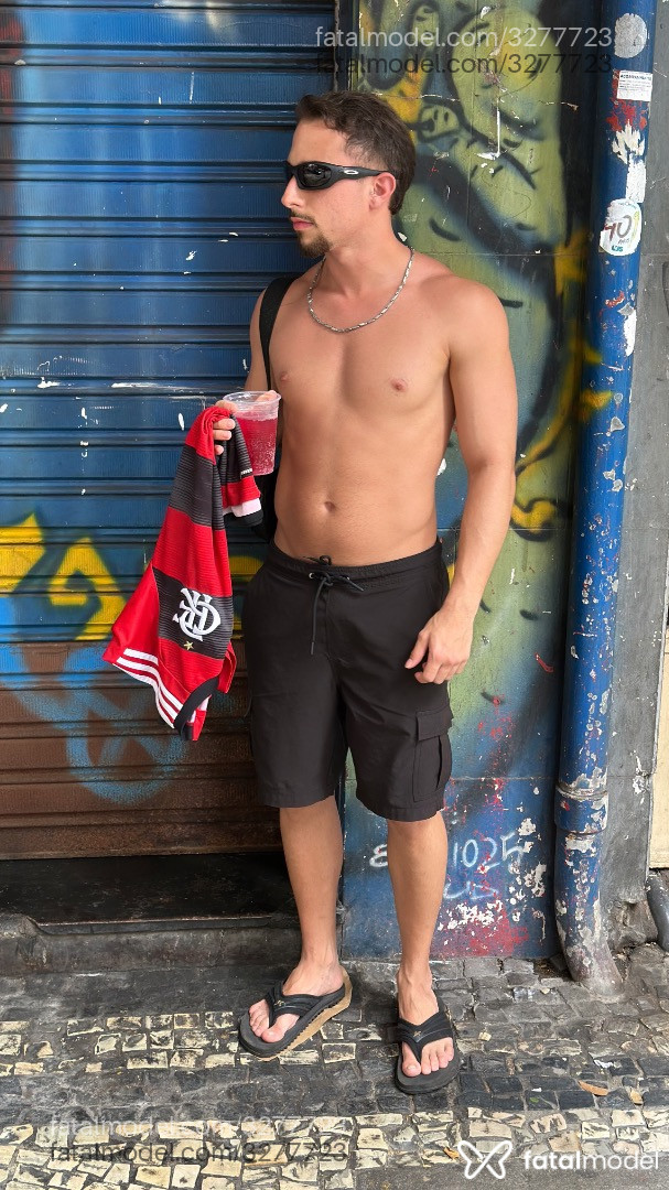 Acompanhante homem morena (o) de olhos castanhos em Belo Horizonte - Hércules