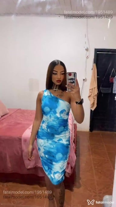 Acompanhante mulher com cabelo castanho de olhos castanhos em Ibirubá - Elisa