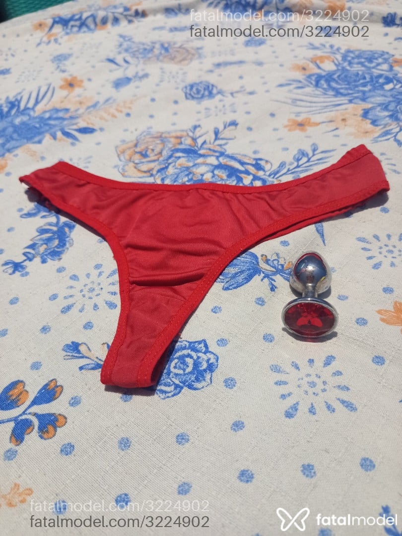 Acompanhante mulher morena (o) de olhos verdes em Virtual - Ahcacheada