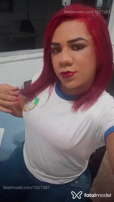 Acompanhante mulher trans com cabelo castanho de olhos castanhos em Jacundá - Rafaela
