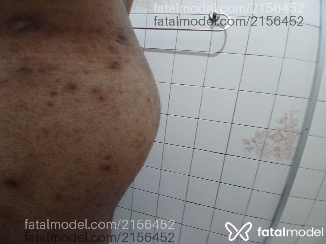 Acompanhante homem com cabelo castanho de olhos castanhos em Nova Friburgo - Jonathan