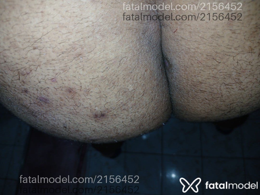 Acompanhante homem com cabelo castanho de olhos castanhos em Nova Friburgo - Jonathan