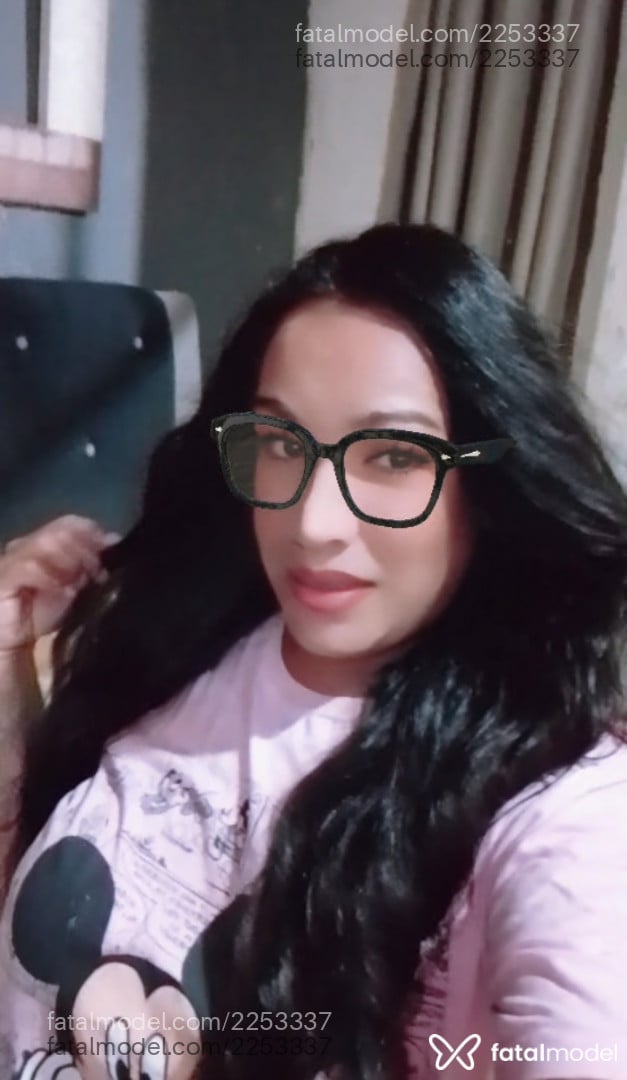 Acompanhante mulher trans morena (o) de olhos castanhos em Lins Acompanhante mulher trans morena (o) de olhos castanhos em Lins - Bianca
