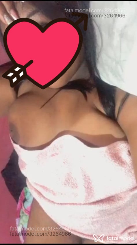 Acompanhante mulher morena (o) de olhos pretos em Paranavaí - Morena