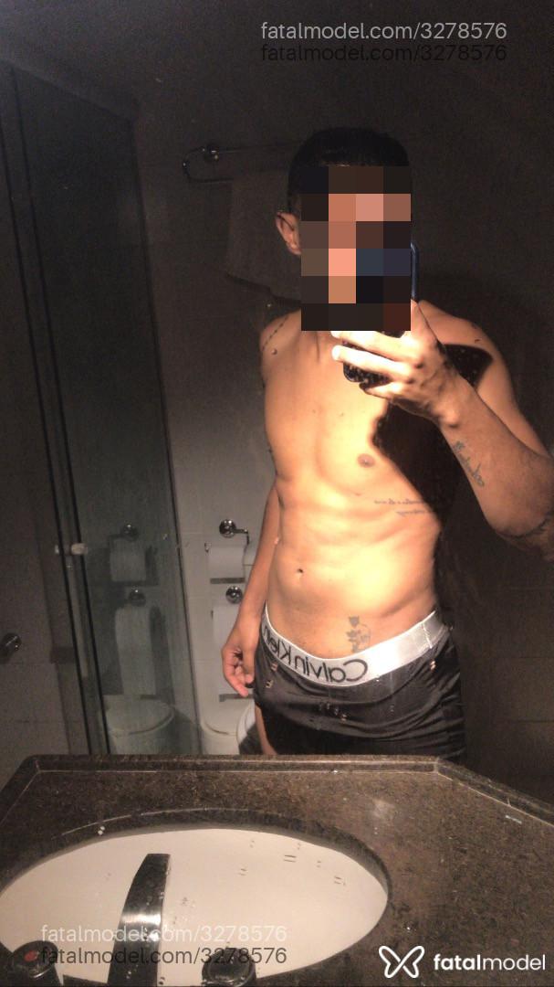 Acompanhante homem morena (o) de olhos castanhos em Sete Lagoas Acompanhante homem morena (o) de olhos castanhos em Sete Lagoas - Pretinho