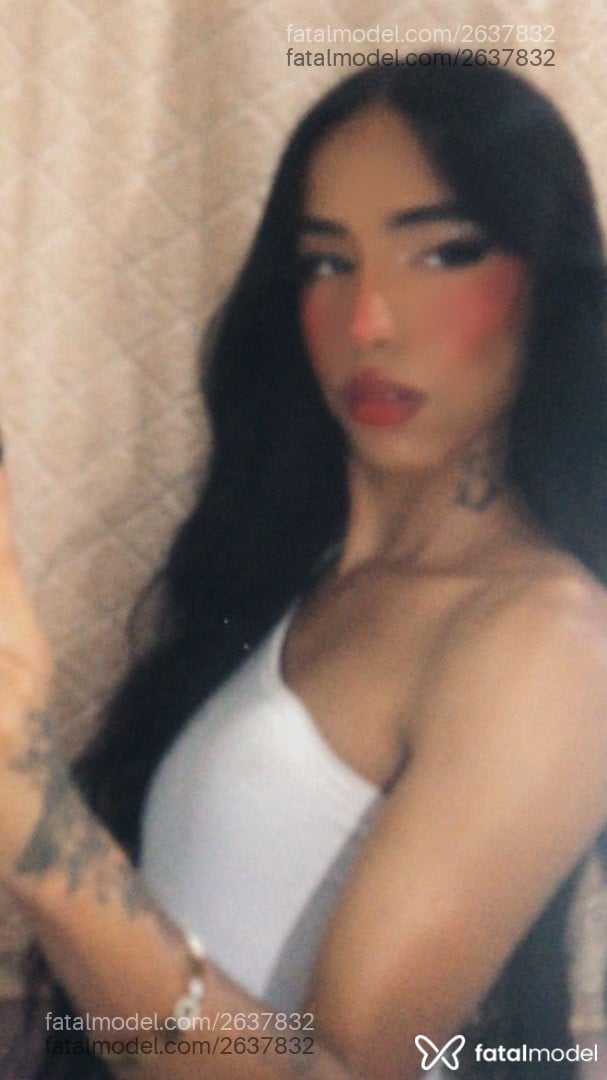 Acompanhante mulher trans morena (o) de olhos castanhos em Araranguá - Daphne