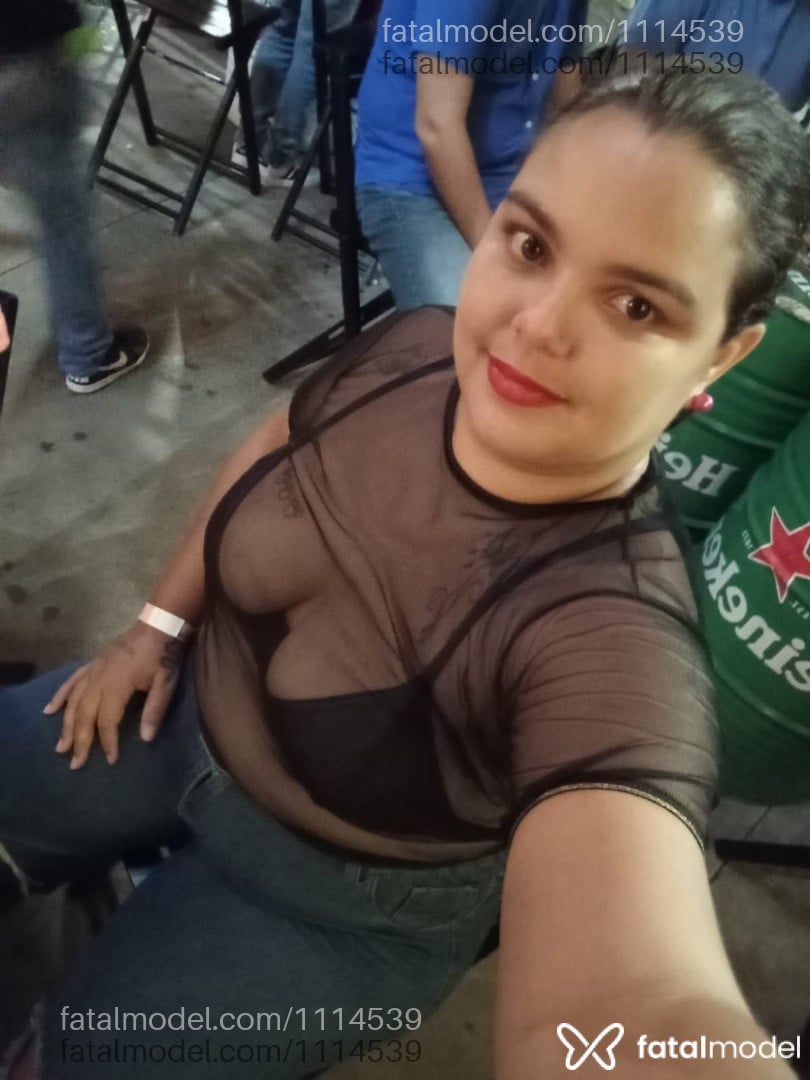 Acompanhante mulher com cabelo castanho de olhos castanhos em Birigui - Brancadeneve