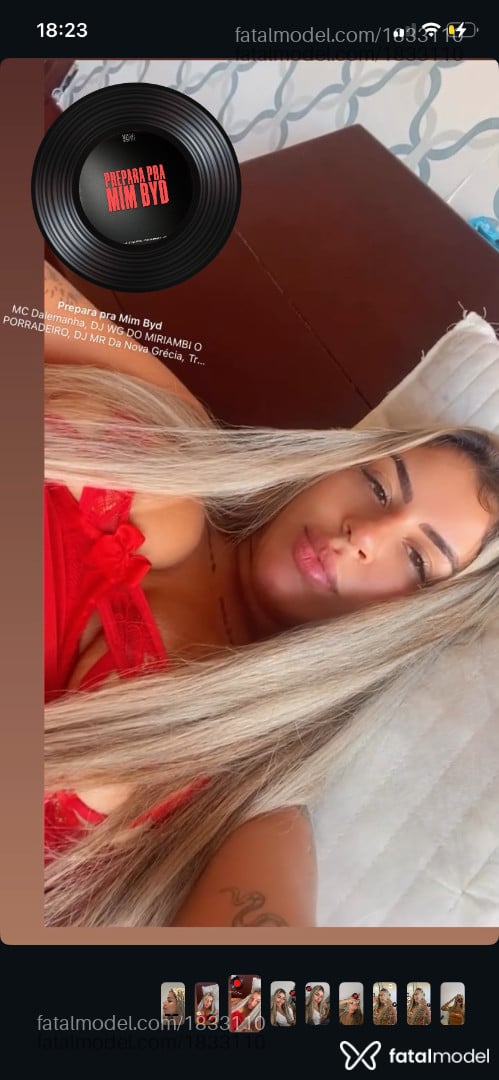 Acompanhante mulher loira (o) de olhos verdes em Macaé - Penélope Moraguinh