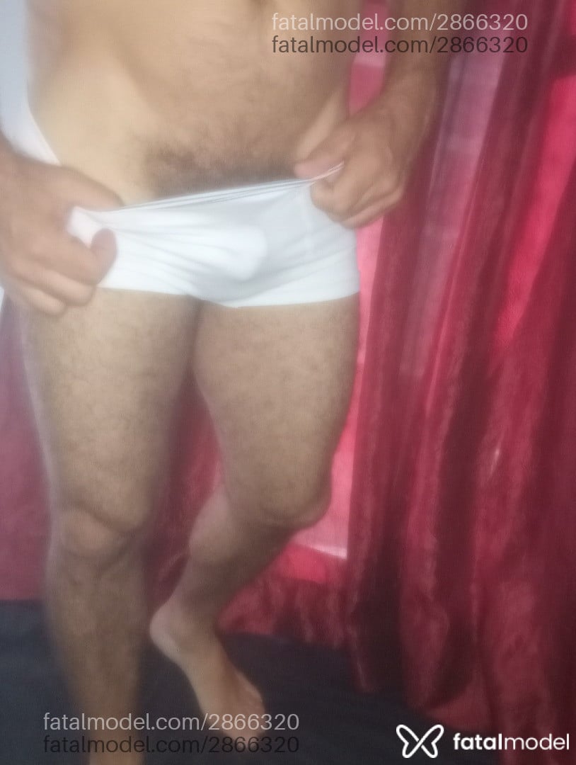 Acompanhante homem com cabelo castanho de olhos castanhos em Novo Hamburgo - Miguel