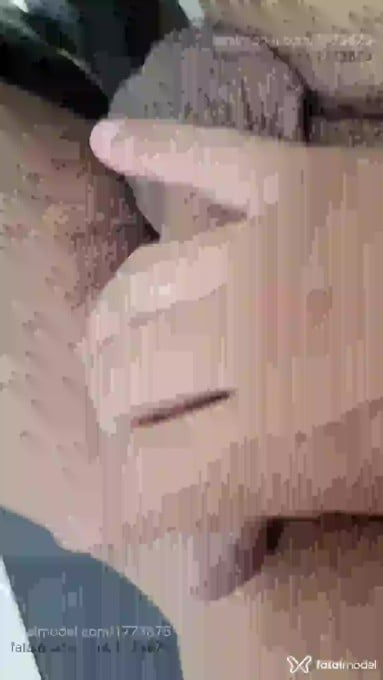 Acompanhante homem com cabelo castanho de olhos castanhos em Goiânia - Frank