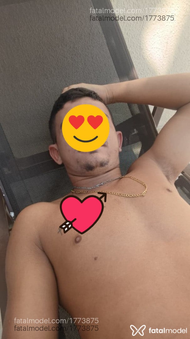 Acompanhante homem com cabelo castanho de olhos castanhos em Goiânia - Frank