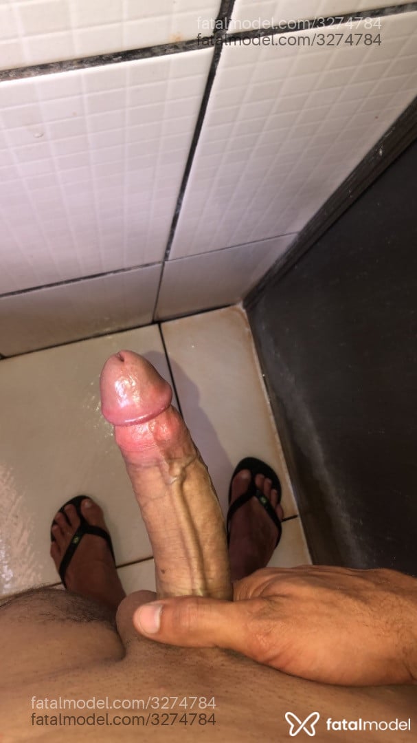 Acompanhante homem com cabelo castanho de olhos castanhos - David