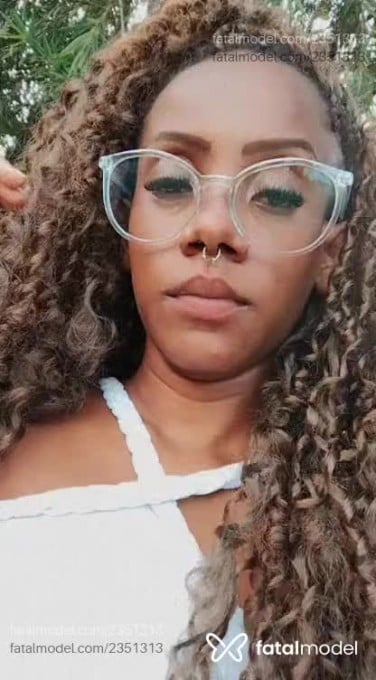 Acompanhante mulher com cabelo castanho de olhos castanhos em Ribeirão Preto Acompanhante mulher com cabelo castanho de olhos castanhos em Ribeirão Preto - Wemdell
