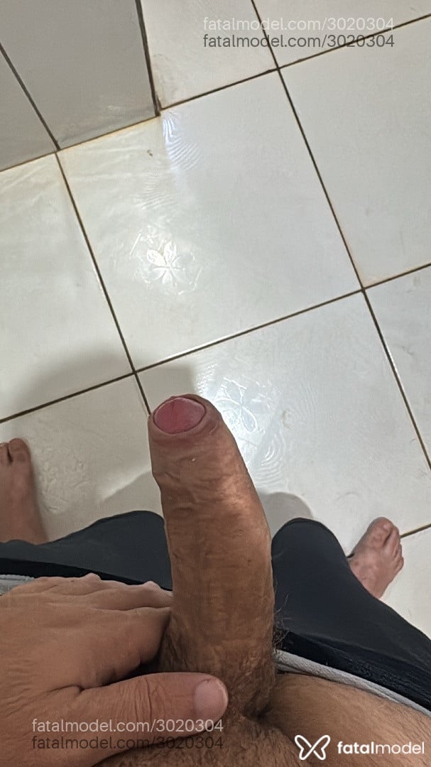 Acompanhante homem com cabelo castanho de olhos castanhos - Pedro Acompanhante homem com cabelo castanho de olhos castanhos - Pedro