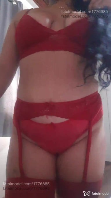 Acompanhante mulher morena (o) de olhos castanhos em Gaspar - Charlotty