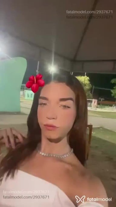 Acompanhante mulher trans ruiva (o) de olhos verdes em João Pessoa - Bruna