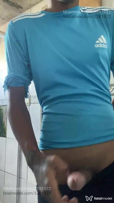 Acompanhante homem morena (o) de olhos castanhos - Matheuzinho