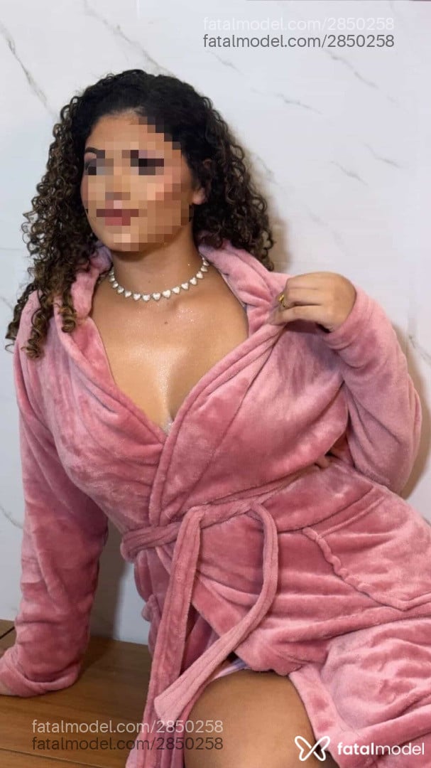 Acompanhante mulher morena (o) de olhos pretos em Caruaru - Mariana Sousa