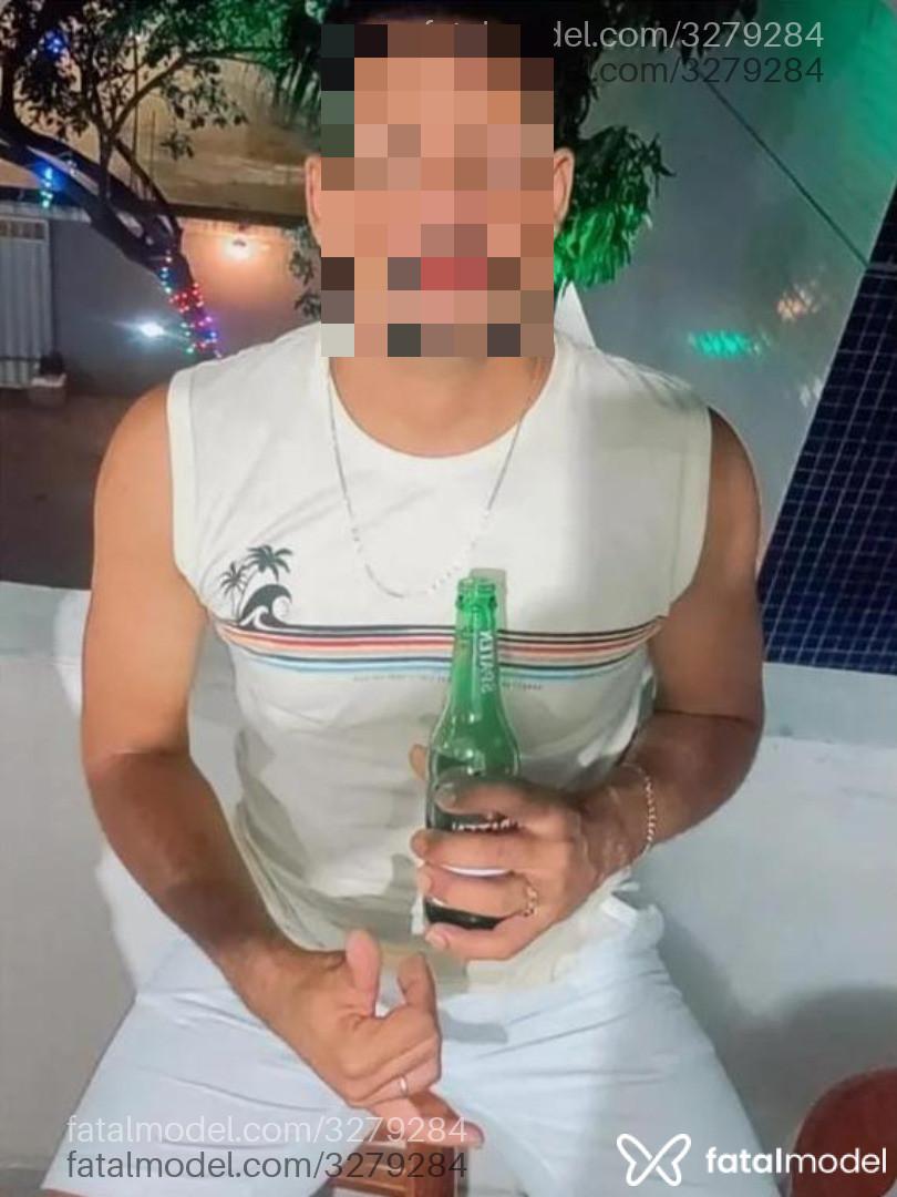 Acompanhante homem morena (o) de olhos castanhos - Guto Am Acompanhante homem morena (o) de olhos castanhos - Guto Am
