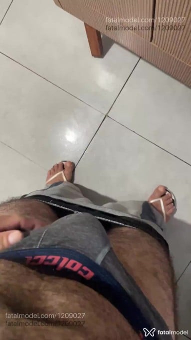 Acompanhante homem morena (o) de olhos castanhos em Curitiba Acompanhante homem morena (o) de olhos castanhos em Curitiba - Ursao