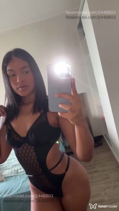 Acompanhante mulher morena (o) de olhos castanhos em Balneário Camboriú Acompanhante mulher morena (o) de olhos castanhos em Balneário Camboriú - Mia Gonçalves