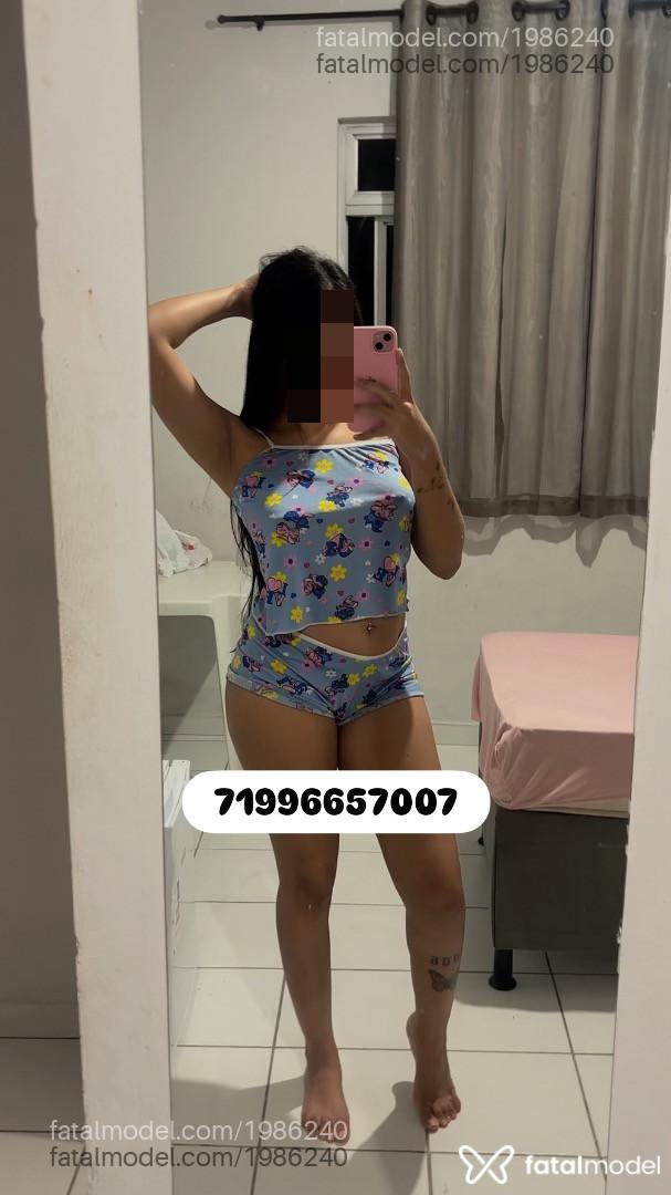 Acompanhante mulher morena (o) de olhos pretos - Ana Beatriz
