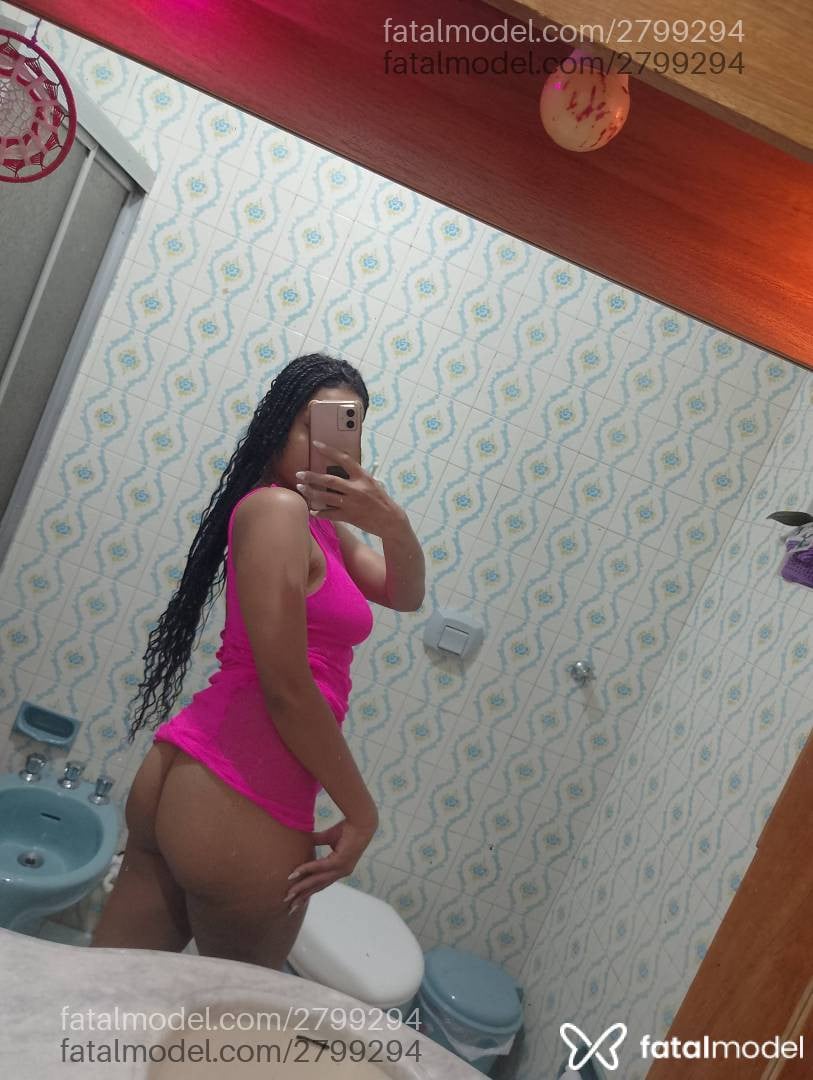 Acompanhante mulher morena (o) de olhos castanhos em Caxias do Sul - Aluara