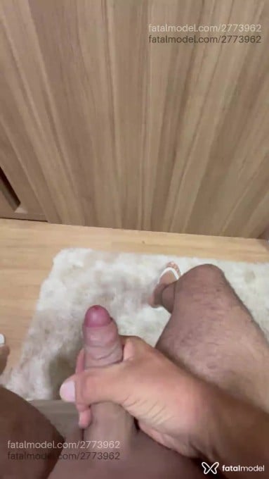 Acompanhante homem morena (o) de olhos castanhos em Francisco Beltrão - Akatusk