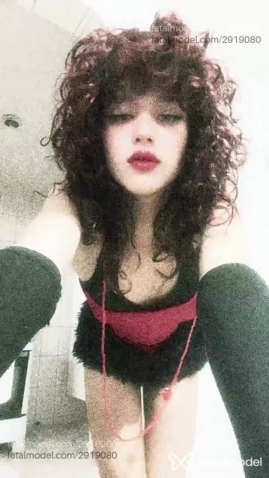 Acompanhante mulher trans ruiva (o) de olhos azuis em Brasília - Emanuz