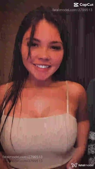 Acompanhante mulher morena (o) de olhos castanhos em São Paulo Acompanhante mulher morena (o) de olhos castanhos em São Paulo - Yumi Keiko