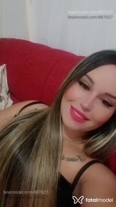 Acompanhante mulher loira (o) de olhos castanhos - Eduarda Ferrari Acompanhante mulher loira (o) de olhos castanhos - Eduarda Ferrari