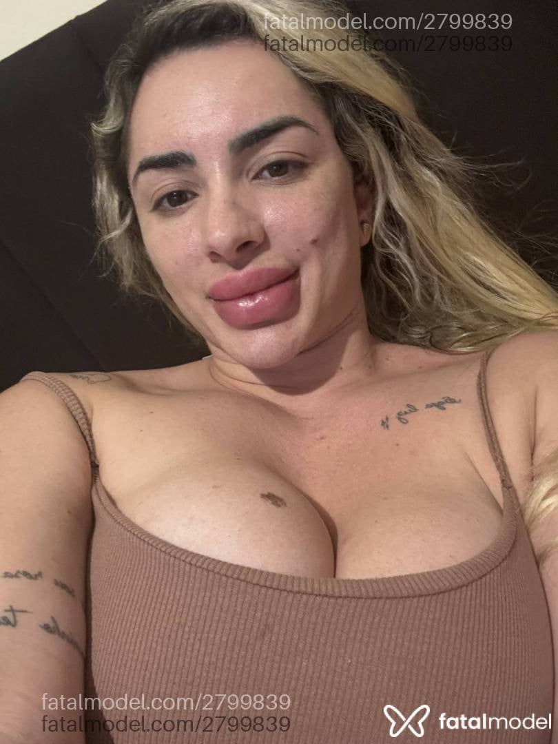 Acompanhante mulher loira (o) de olhos mel em Anápolis - Ju Alves