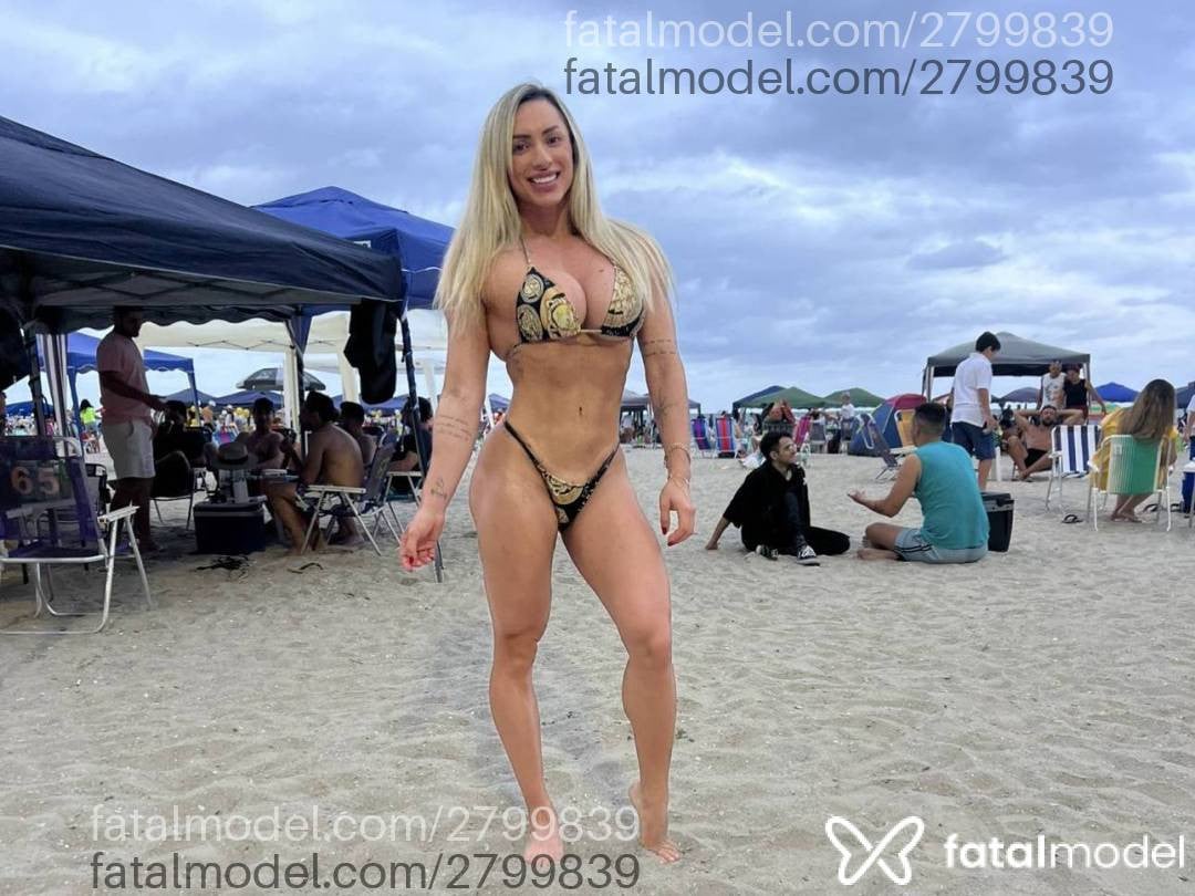 Acompanhante mulher loira (o) de olhos mel - Ju Alves