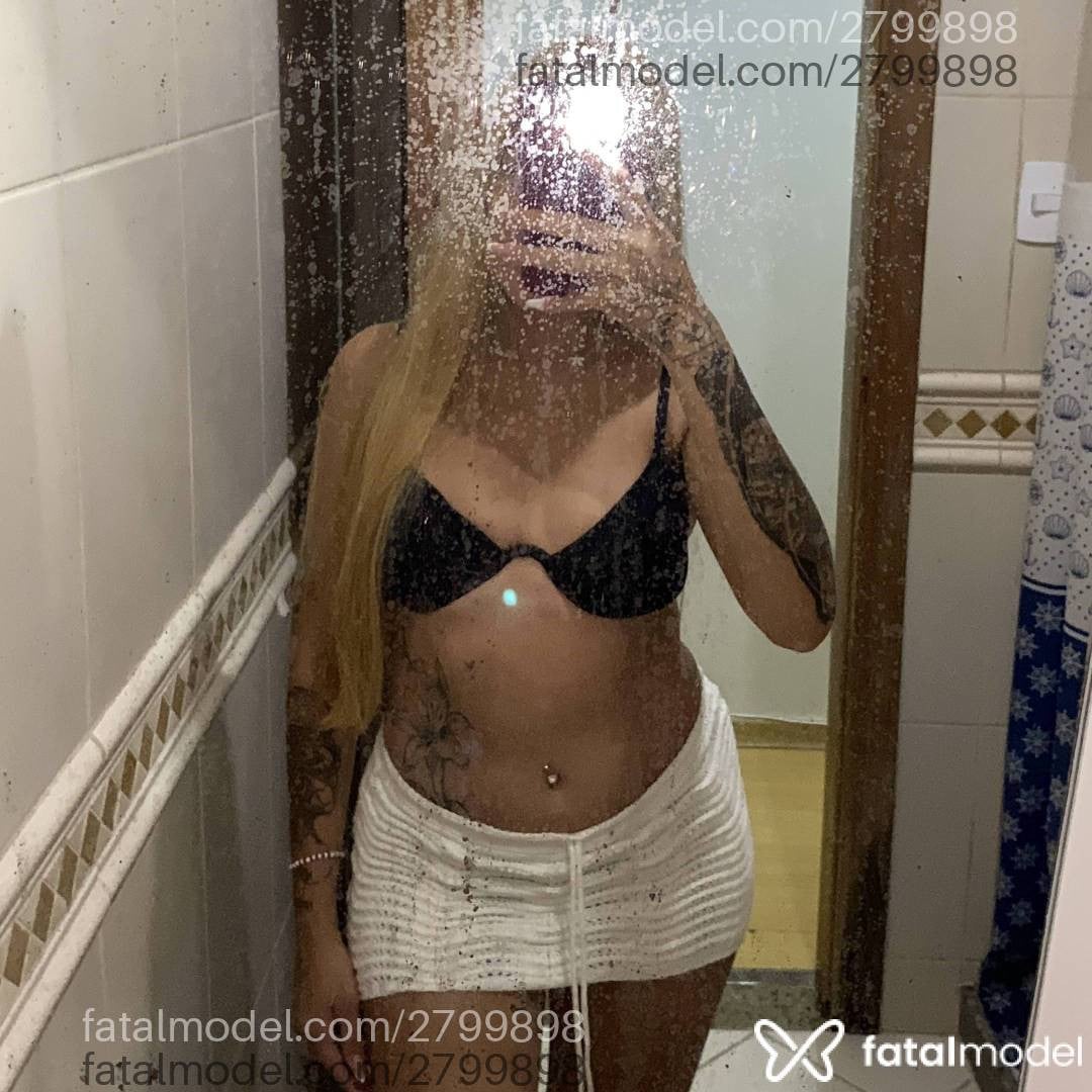 Acompanhante mulher loira (o) de olhos verdes em Vila Velha - Laryssa Gessiny