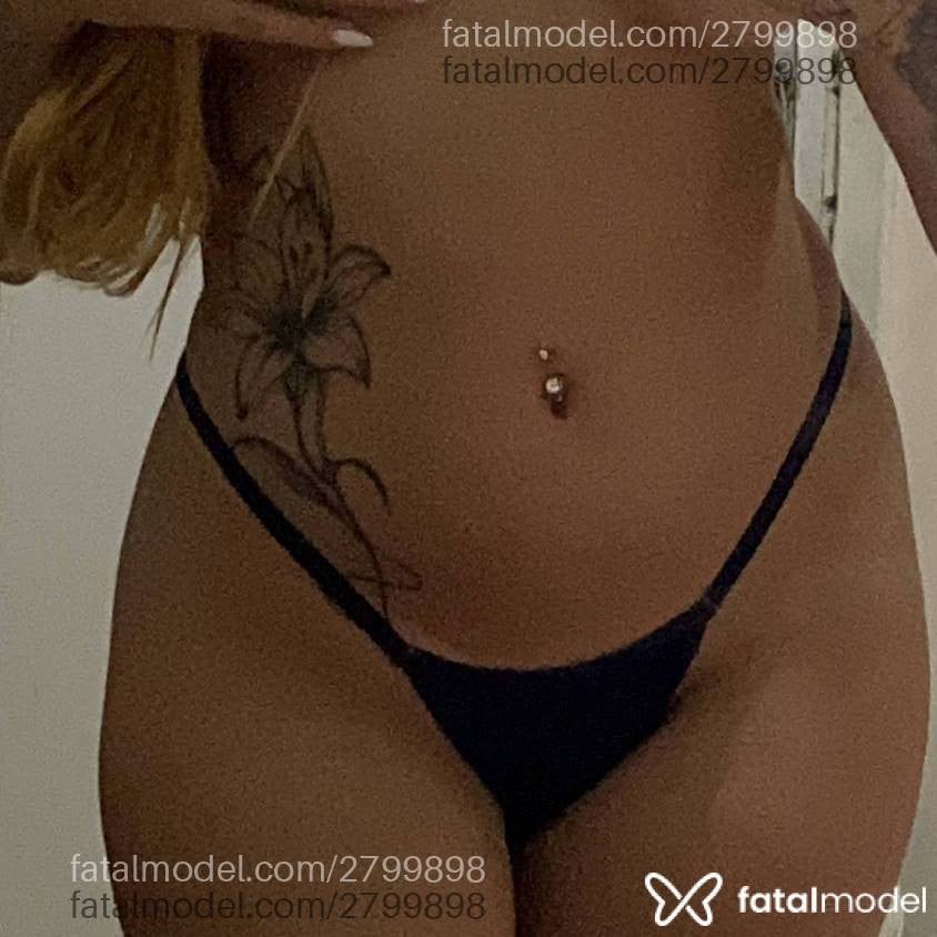 Acompanhante mulher loira (o) de olhos verdes em Vila Velha - Laryssa Gessiny