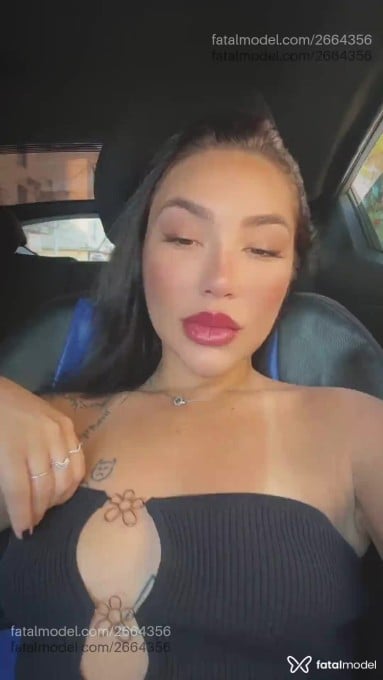 Acompanhante mulher morena (o) de olhos castanhos em Belo Horizonte - Crystal Moura