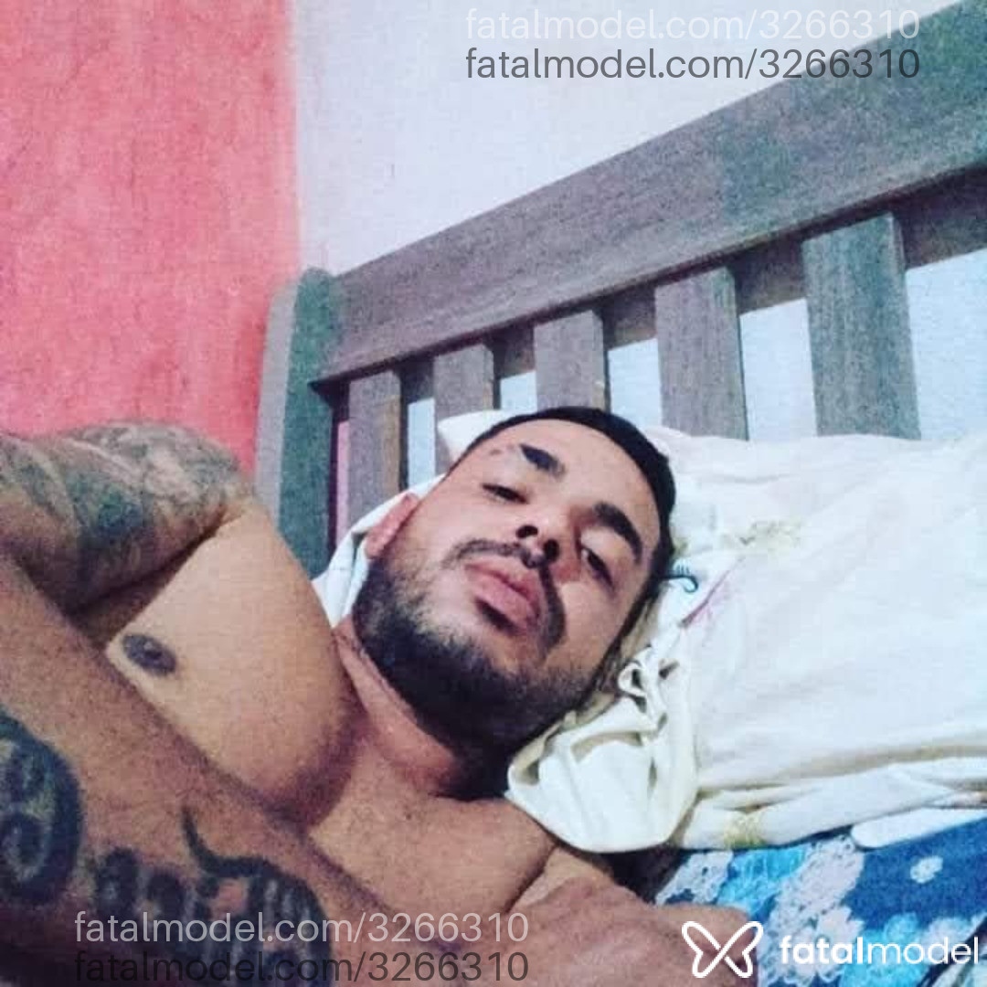 Acompanhante homem com cabelo castanho de olhos castanhos em Rio Claro Acompanhante homem com cabelo castanho de olhos castanhos em Rio Claro - Morenorc