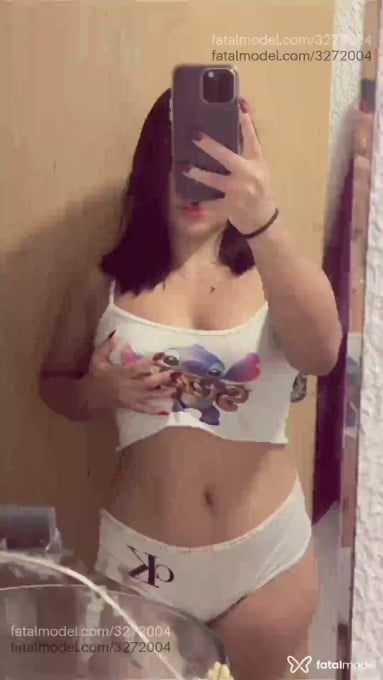 Acompanhante mulher morena (o) de olhos castanhos em Itapevi - Laura