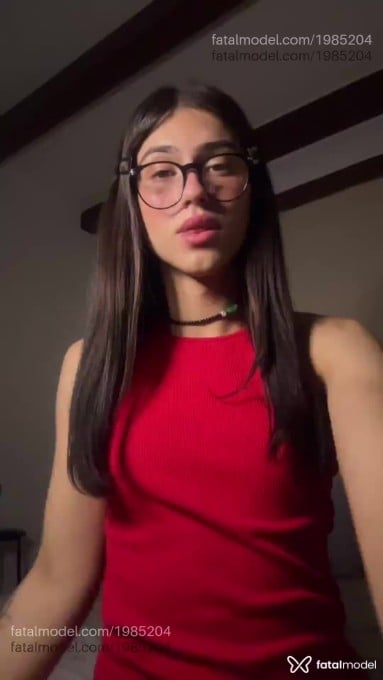Acompanhante mulher trans morena (o) de olhos verdes em Belo Horizonte - Gabi