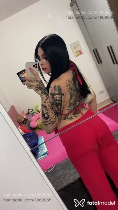 Acompanhante mulher morena (o) de olhos pretos em Itaquaquecetuba Acompanhante mulher morena (o) de olhos pretos em Itaquaquecetuba - Kim Medeiros