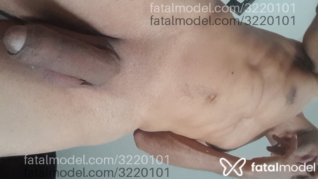 Acompanhante homem morena (o) de olhos pretos em Virtual Acompanhante homem morena (o) de olhos pretos em Virtual - Marcio