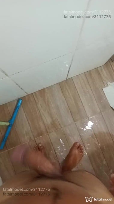 Acompanhante homem morena (o) de olhos pretos em Taubaté - Henrique