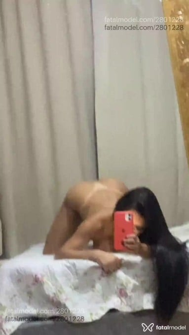 Acompanhante mulher morena (o) de olhos pretos - Mirella Santos Acompanhante mulher morena (o) de olhos pretos - Mirella Santos