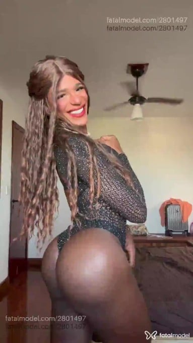 Acompanhante homem trans morena (o) de olhos pretos - Lorena Acompanhante homem trans morena (o) de olhos pretos - Lorena