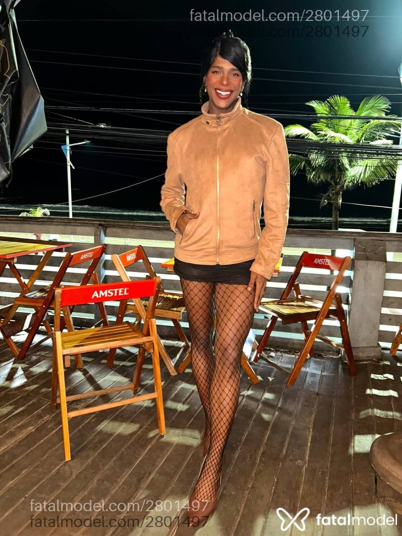 Acompanhante homem trans morena (o) de olhos pretos - Lorena Delacuor