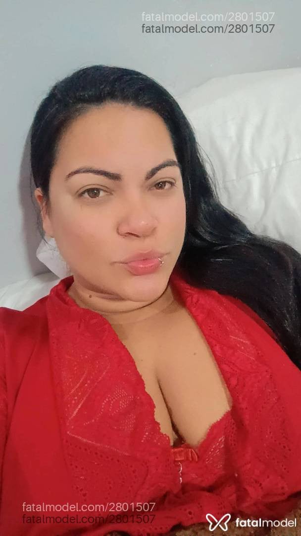 Acompanhante mulher morena (o) de olhos castanhos - Julia Dias